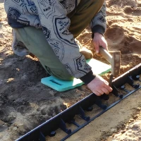 Obrzeże ogrodowe RIM-BORD – 4,5 cm x  1 m Bradas foto 1