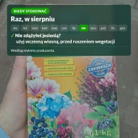 Kiedy stosować jesienny nawóz Florovit do kwaśnolubnych